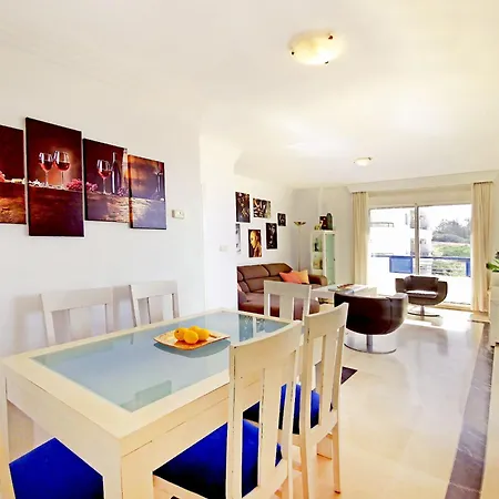 Banana Apartment *