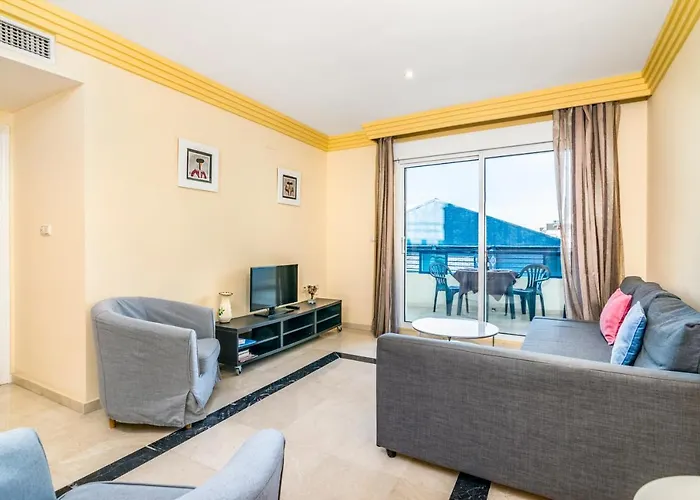 Banana Apartment *